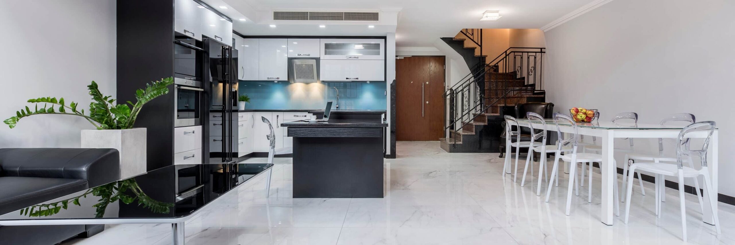 Cuisine équipée sur mesure élégante - Studio Creatis Lyon Caluire