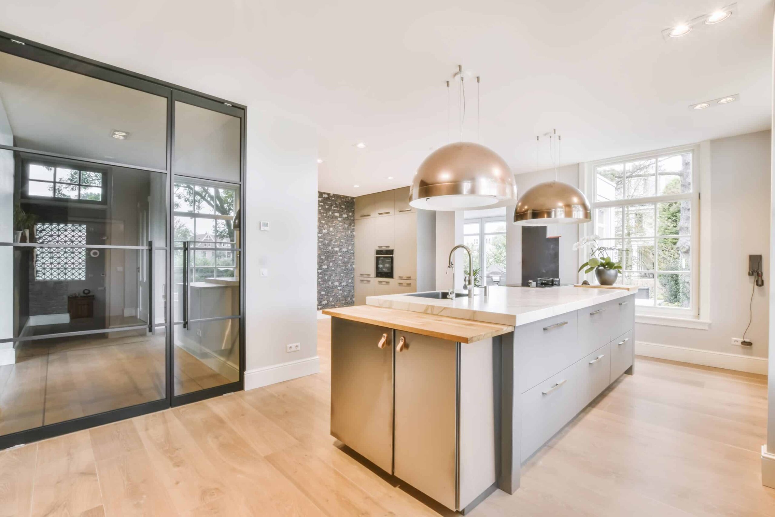 Cuisine équipée design contemporain - Studio Creatis cuisiniste Lyon